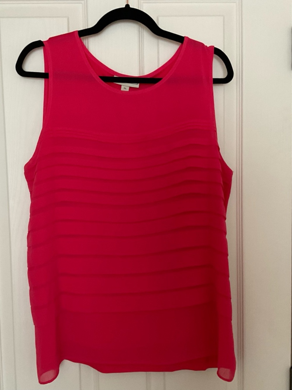 Dana Buchman Hot Pink Sleeveless Pleated Blouse